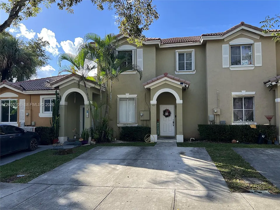 100 SW 15th Ave