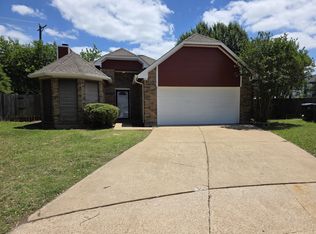800 Trevor Way, Arlington, TX 76001
