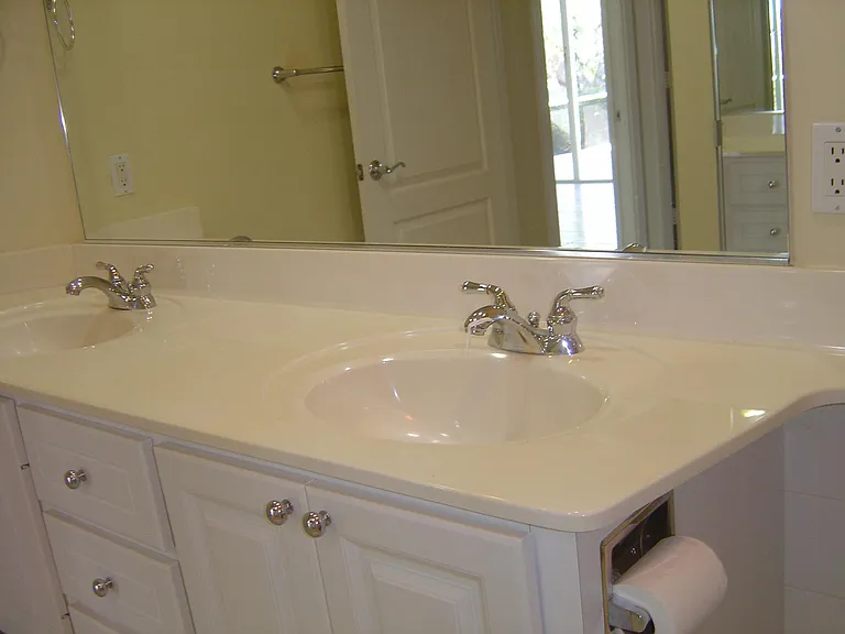 7615 Camminare Dr — Photo 10
