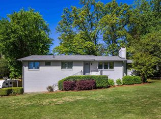 1212 Green Glen Rd, Vestavia Hills, AL 35216