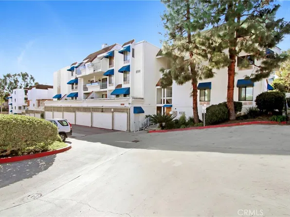 8338 Regents Rd Unit 2T, San Diego, CA 92122