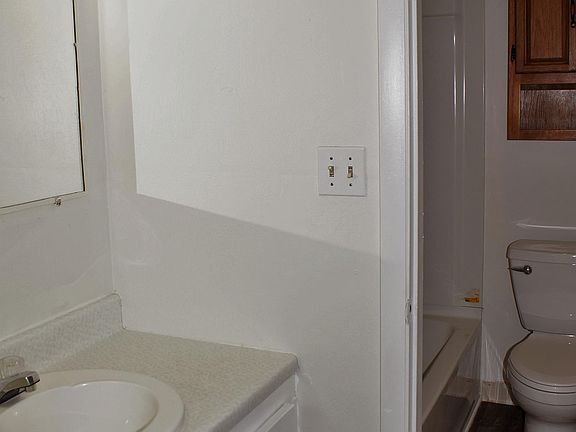 5th image of 5607 Colter Ct #1
