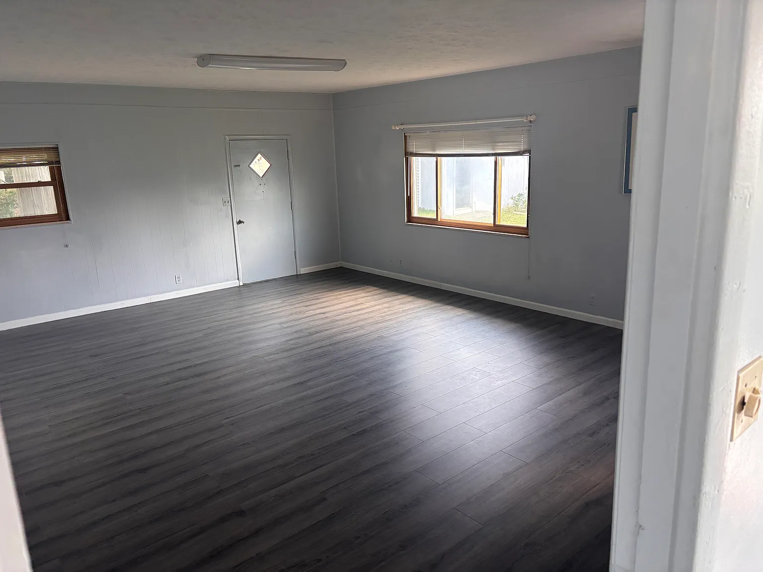 3 bed, 1.5 bath, 1440 sqft, $1,650 — Photo 4