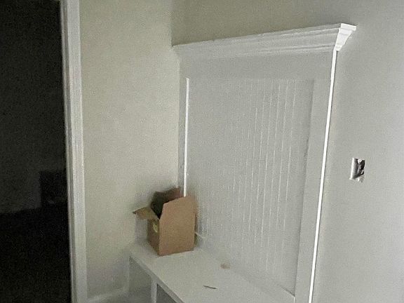 4th image of 3238 Clover Ct