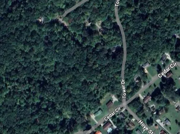 Tower Dr, Clinton, TN 37716