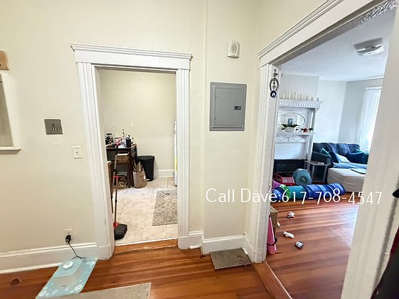 3rd image of 1377 Commonwealth Ave APT 3