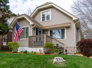 231 N 67th St, Milwaukee, WI 53213