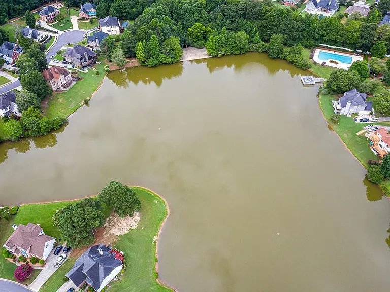 225 Heritage Lake Dr — Photo 12
