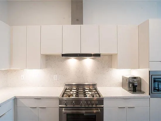 207 W Johanna St #105 — Photo 2