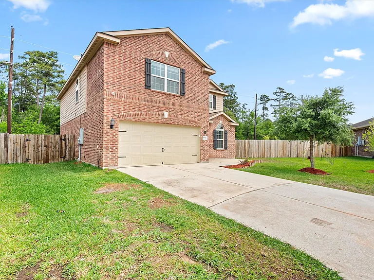 8843 Leclaire Meadow Dr — Photo 2