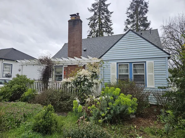 611 W 32nd St, Vancouver, WA 98660