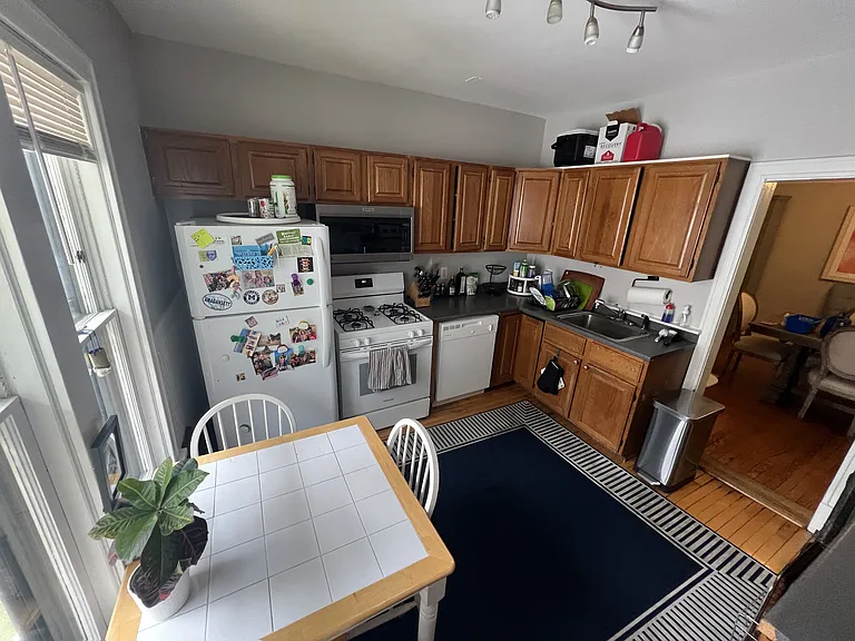 807 Greenleaf St #2 — Photo 10