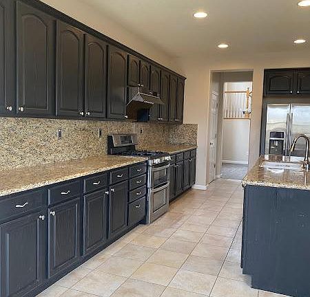 4th image of 2417 Hibernica Ln