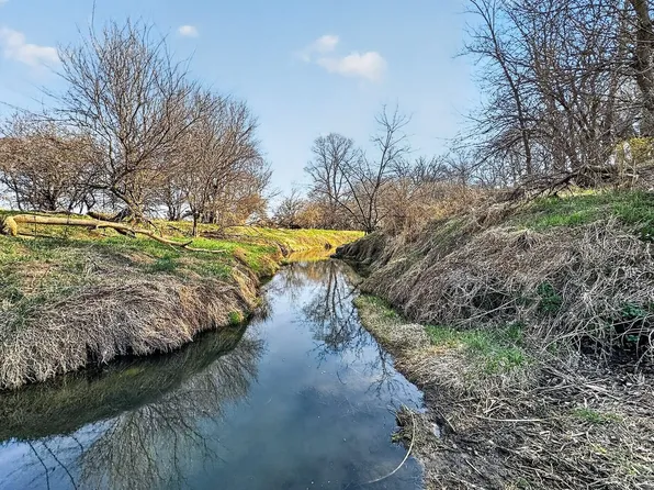 882 Road, Newcastle, NE 68757