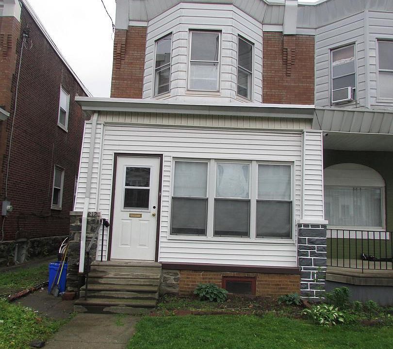 1st image of 212 E Fisher Ave