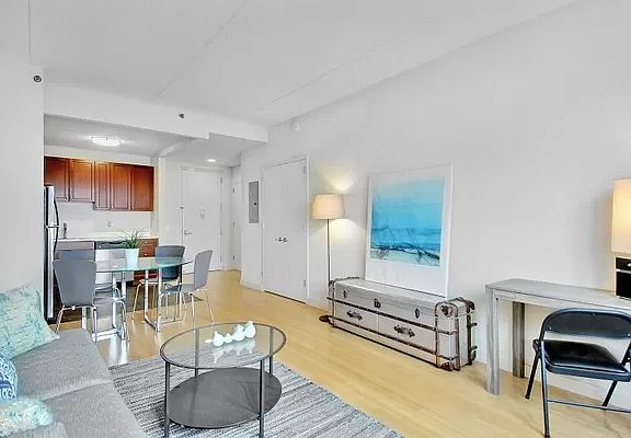 3rd image of 373 Wythe Ave APT 6E