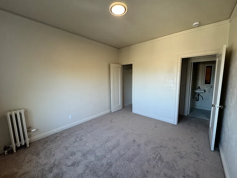 The Mediterranean Apartments — Photo 17