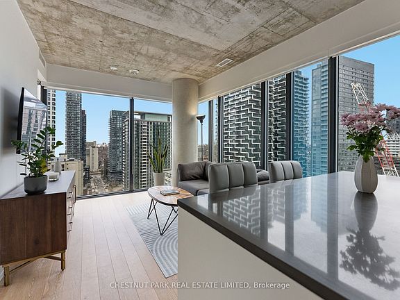 3rd image of 161 Roehampton Ave #2303