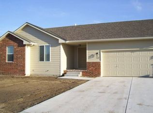 3670 N Forest Ridge Ct, Wichita, KS 67205