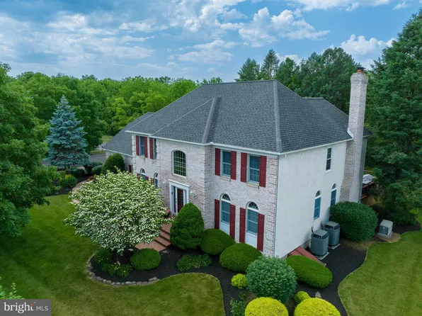 2154 Gorton Rd, Macungie, PA 18062