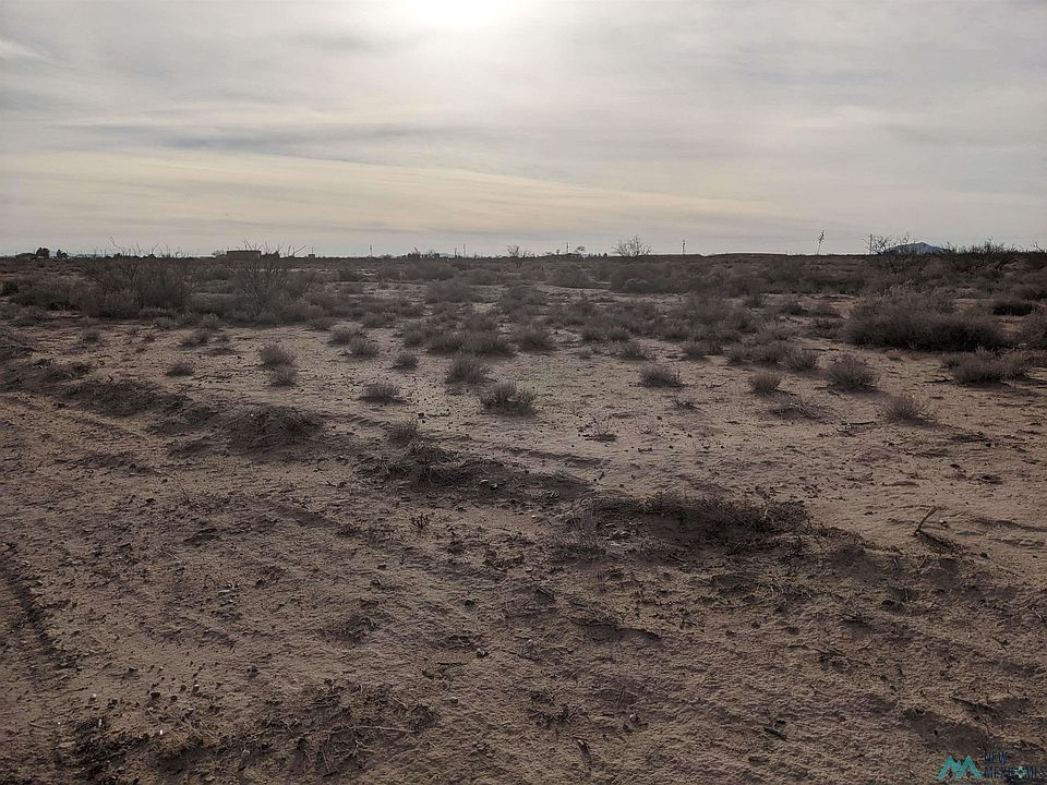 1st image of Amapola Rd SE