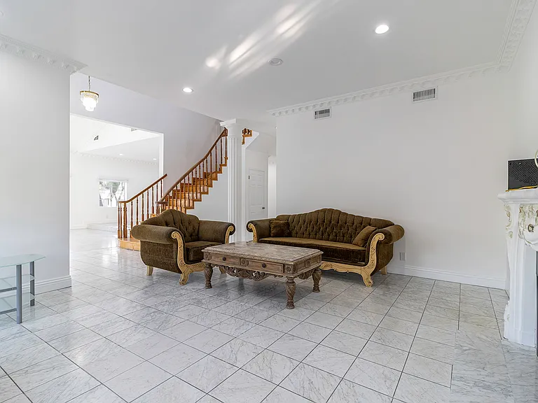 3319 Haven Way — Photo 7