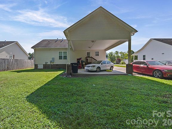 3rd image of 414 E East Village Dr