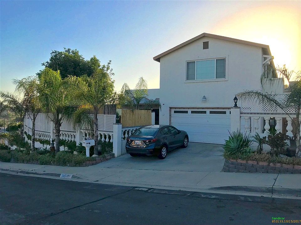 2nd image of 1544 Honeysuckle Ln