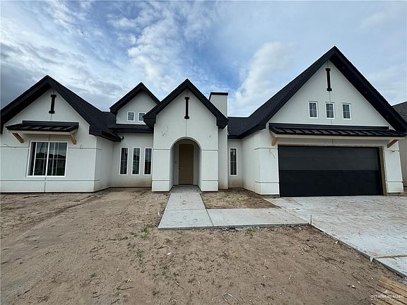 2nd image of 320 Brooks Cr South Cir