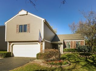 271 Hill Ave, Bartlett, IL