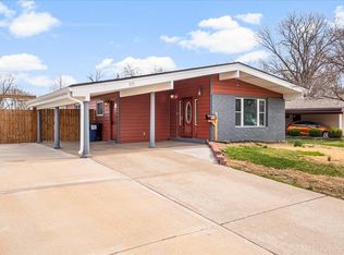 315 Versailles Dr, Florissant, MO 63031