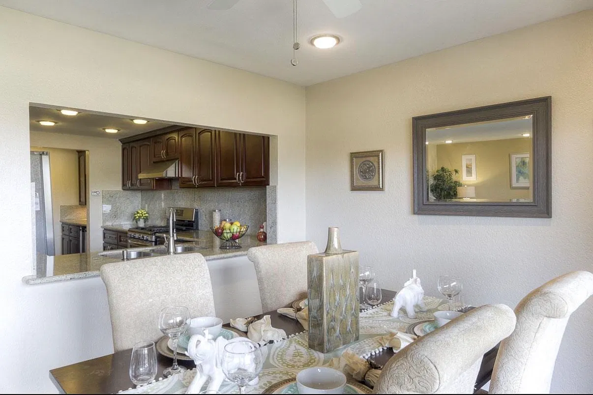 3 bed, 2.5 bath, 1768 sqft, $4,800 — Photo 3