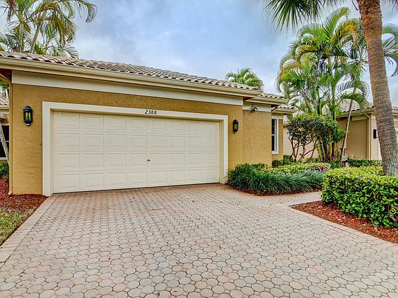 Home For Sale In Broken Sound Country Club