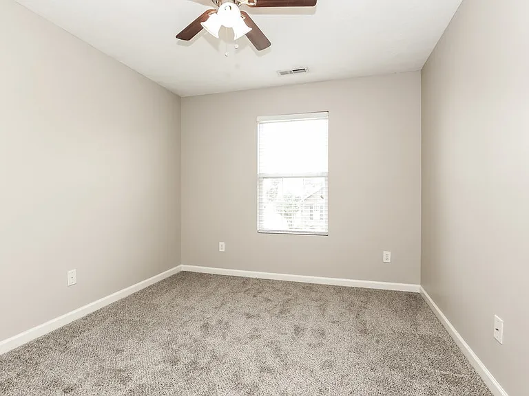 3342 Hamberton Cir — Photo 14