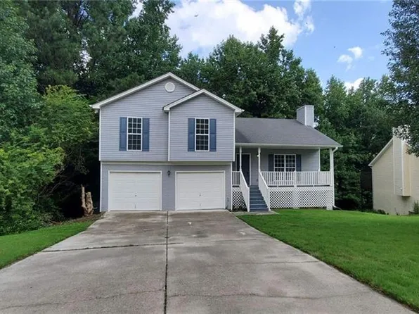 6050 April Dr, Buford, GA 30518