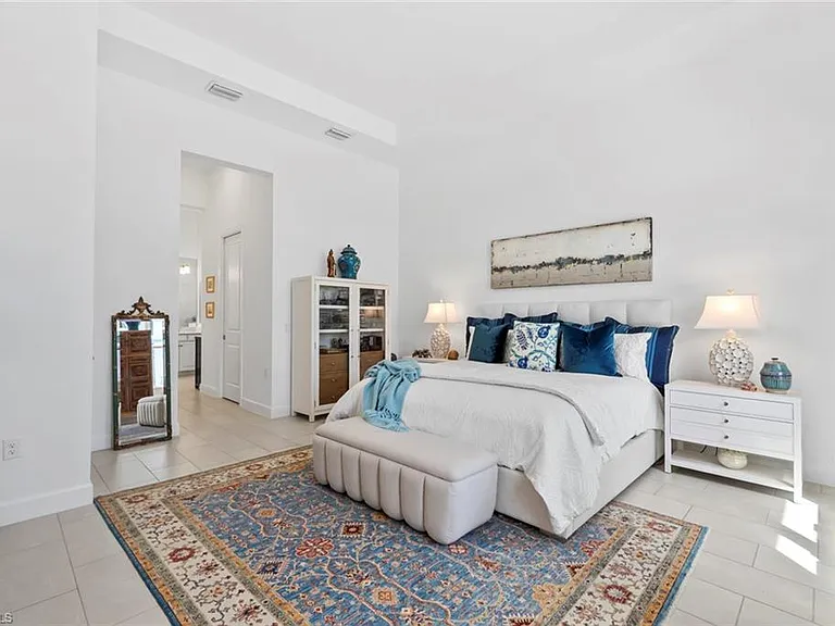 15394 Turin Dr — Photo 14