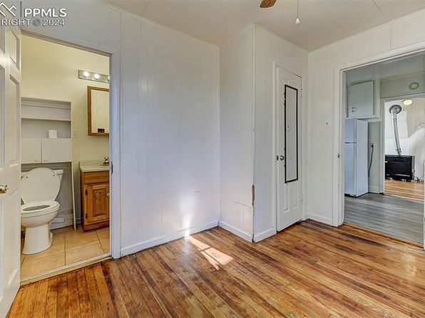 colorado-springs-colorado-243806642 picture