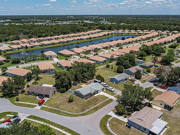 5th image of 6886 Carovel Ave