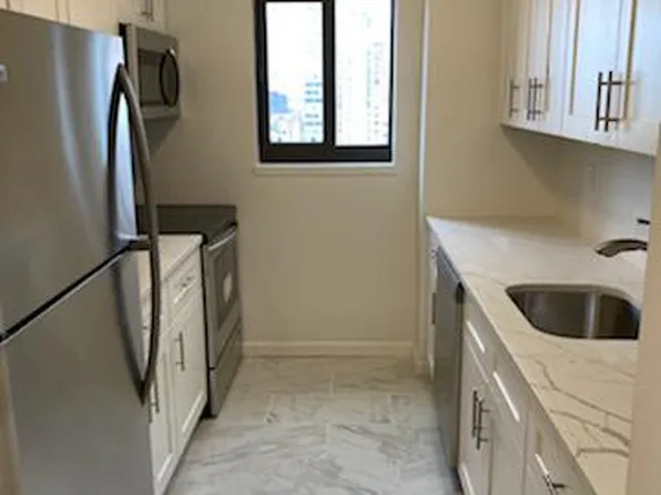 1420 Locust St APT 25L, Philadelphia, PA 19102