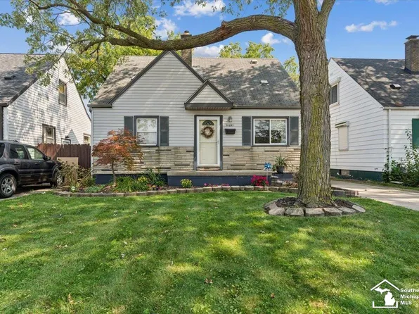 14641 Richmond St, Southgate, MI 48195