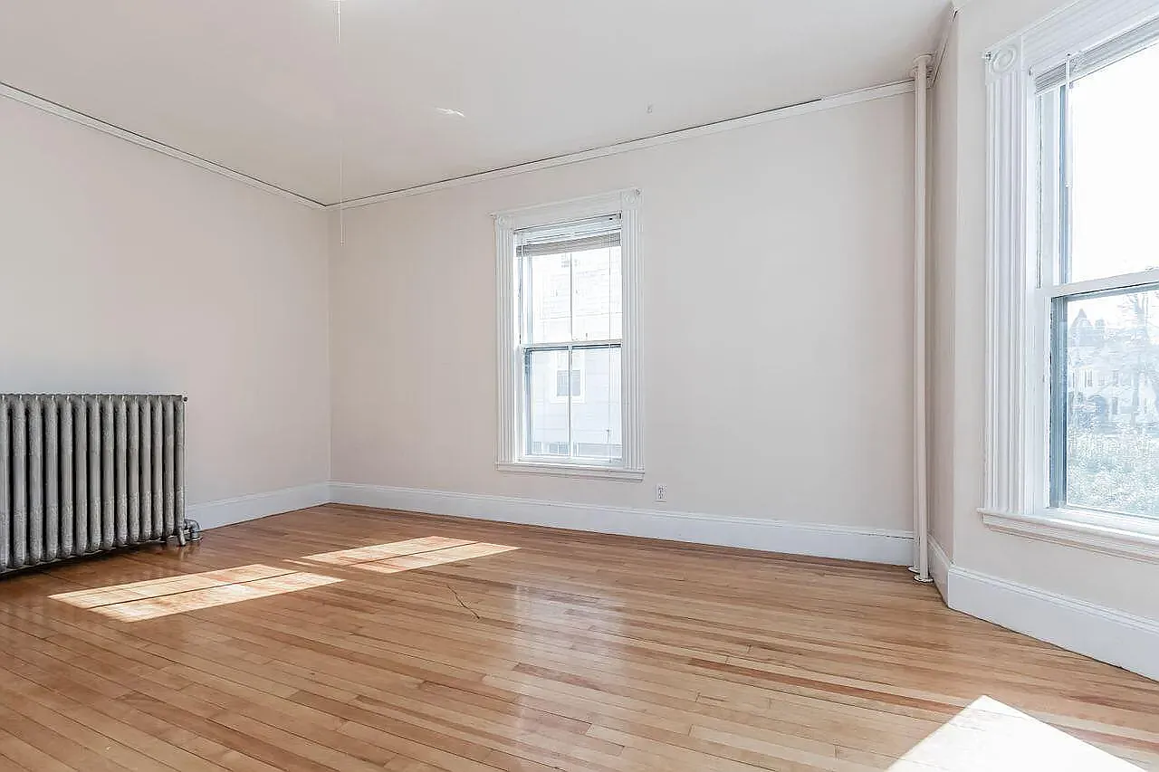 2 bed, 1450 sqft, $2,200 — Photo 3