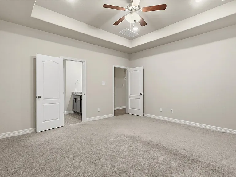 119 Buttonwood Ct — Photo 19