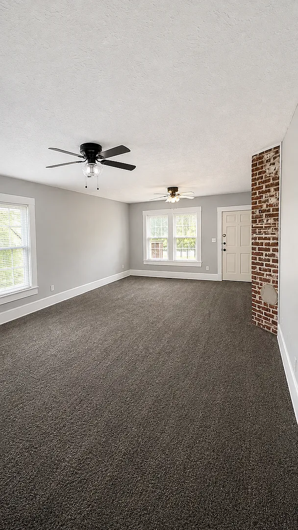$500 off first month! — Photo 2