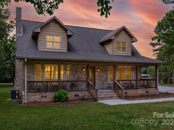145 Darlington Dr, China Grove, NC 28023
