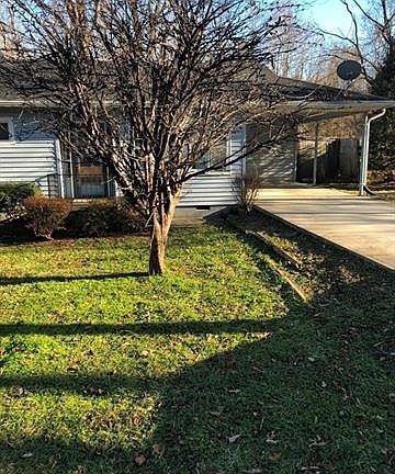 4th image of 612 Wentworth Pl NW