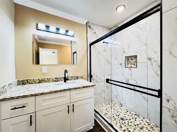 1601 Ficklin Ave, Corsicana, TX 75110