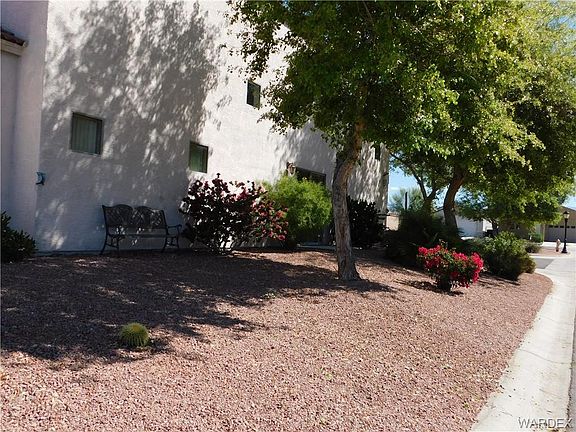 5th image of 2415 Stonebridge Dr