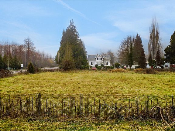 5th image of 0 36th Street E
