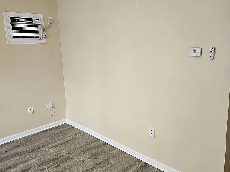6111 Hudson Ave #1 — Photo 6