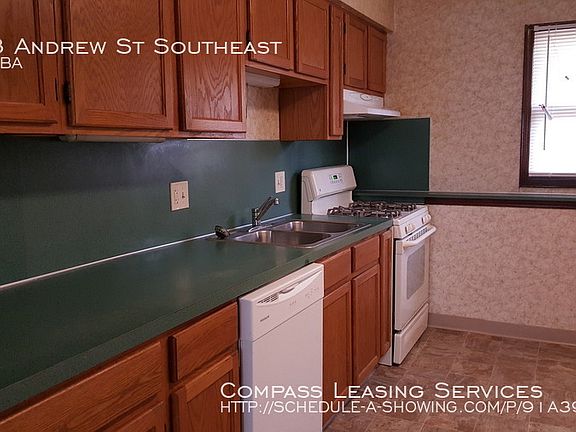4th image of 2033 Andrew St SE